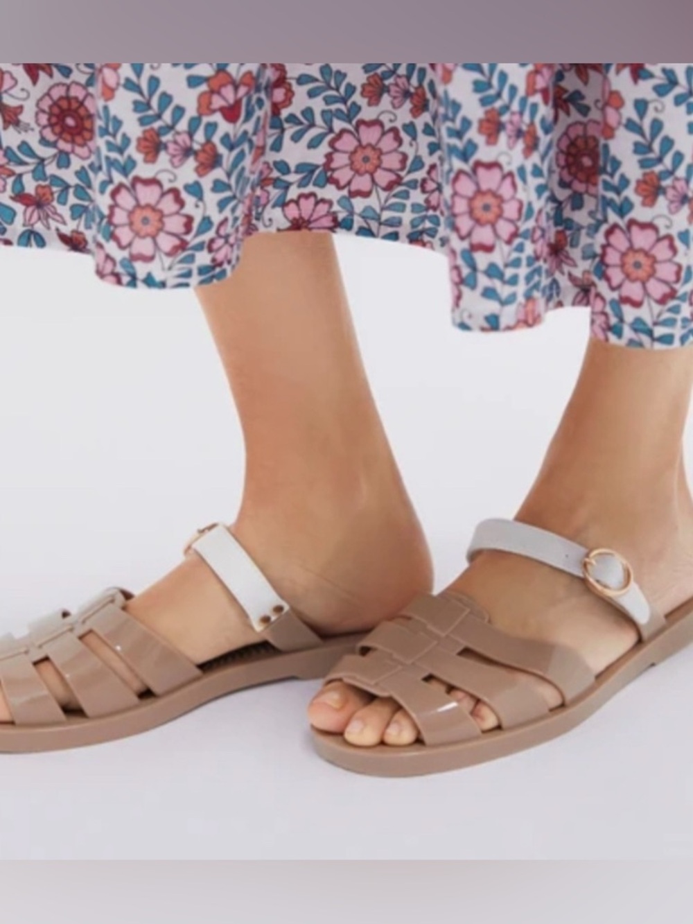Tuckernuck Riley Jelly Sandals in Taupe/Sand – Women’s Size US-7/8 EU-38
